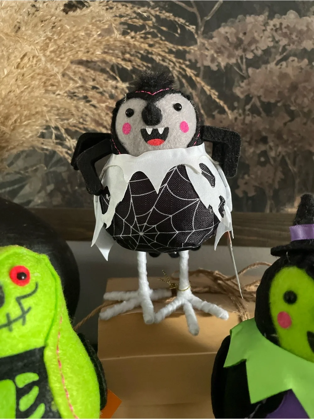 Target Hyde & Eek Feathered Friends / Halloween/ 3 - Picture 3 of 7